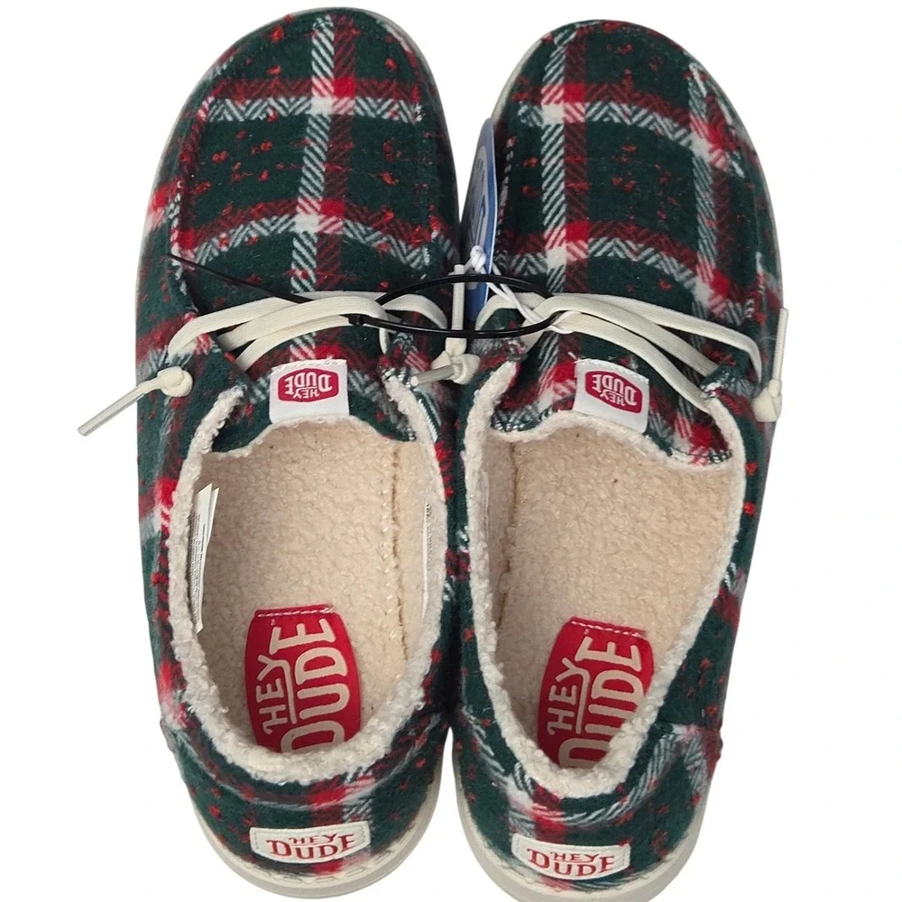 Hey Dude Wendy Plaid Loafers Women 7 Red Green Cozy Christmas Slip On Shoes New